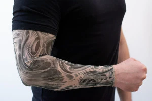 Tatuerings&auml;rm Darkness